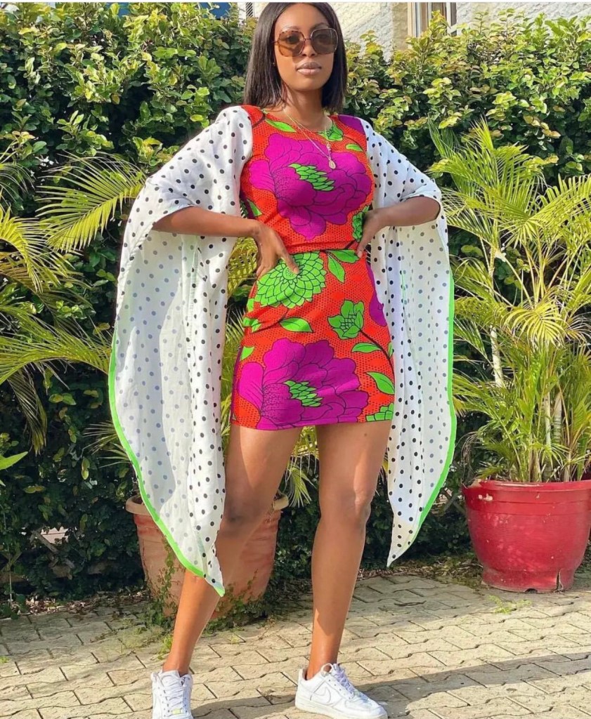 Vestido de capulana moderno