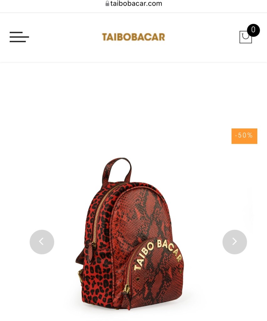 Mochila com estampa de cobra e leopardo da Taibo Bacar