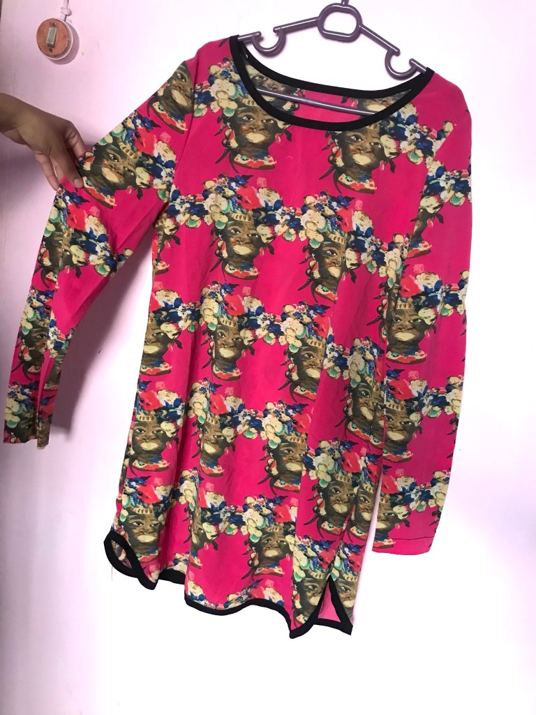 Transformando este vestido em blusa cropped
