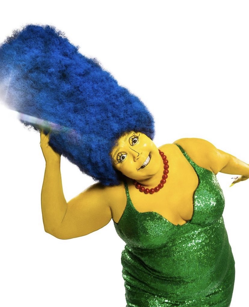Lizzo fantasiada de Marge de Os Simpsons no Halloween 