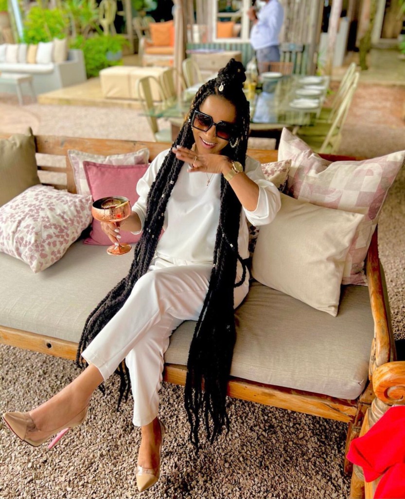 Boneca Barbie humana de moz de tranças de twist compridas